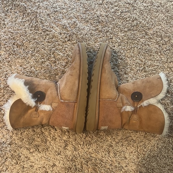 UGG suede shearling boots size 8 #130 - Picture 6 of 7